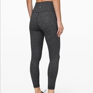 Lululemon Wunder Under 28”, Size 12